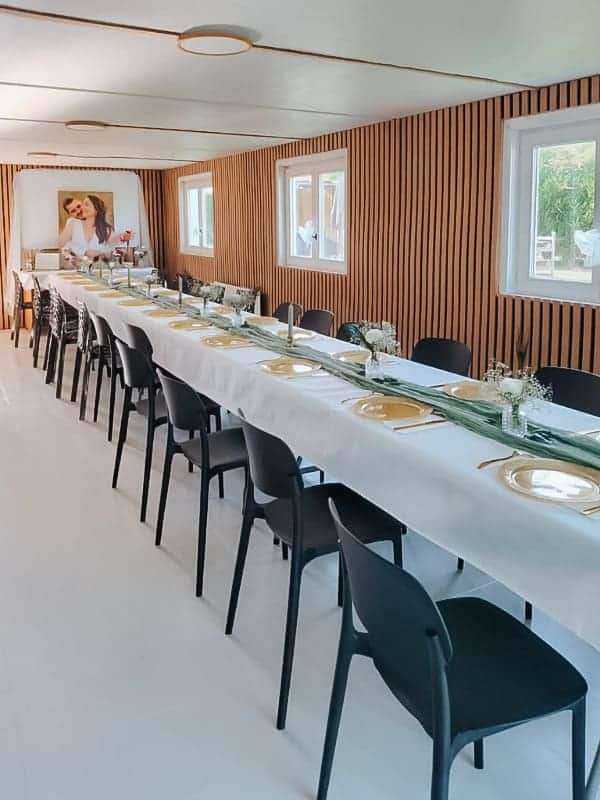 salle-moderne-reception-groupe-manoir-fleuri